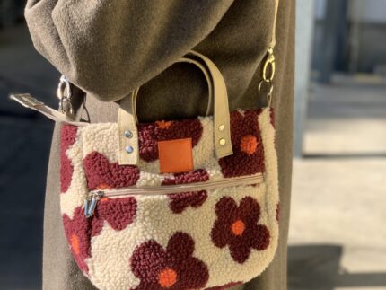 Fluffy Flowers Beige&Orange Small Me LE